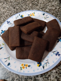 Una foto de Galletitas chocolatosas light 102 cal por porción (4 unidades)