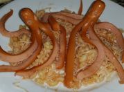 Une photo de pâtes et knacki