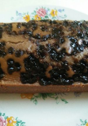 A picture of Choco chips chocolate cake.