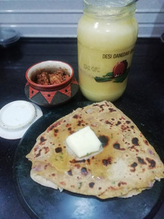 A picture of Leftover chana dal paratha.