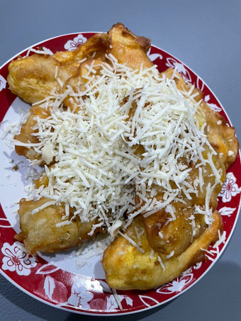 Bagaimana Menyiapkan Pisang Goreng Krispi Untuk Jualan