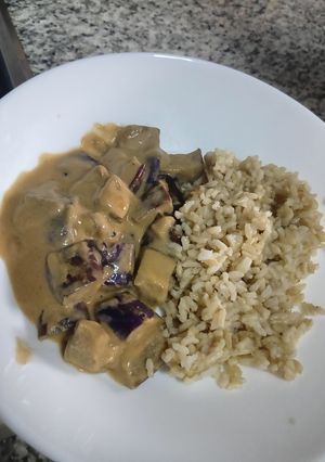 Una foto de Berenjena asiática con salsa de cacahuete