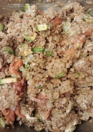 Una foto de Sushi Salad (Ensalada de Sushi) 🍱