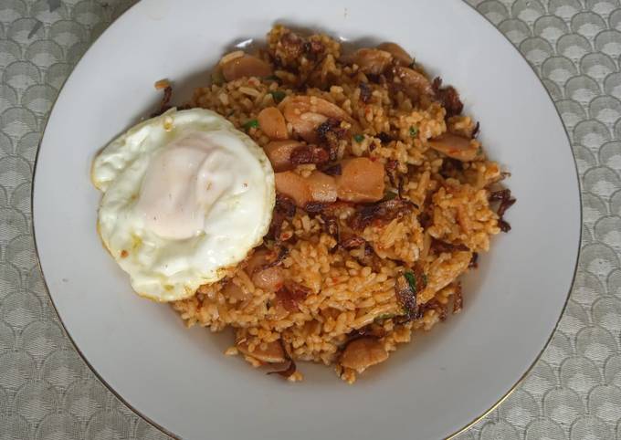 Nasi Goreng Sosis + Telur Ceplok