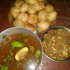 A picture of Pani Puri.