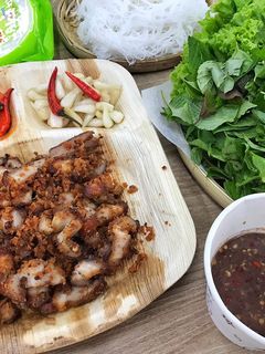 Hình của món Thit riềng món ăn ngày Tết.