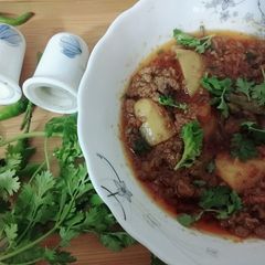 A picture of Aloo qeema.