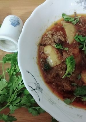A picture of Aloo qeema.