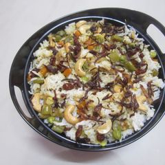 A picture of Vegetable biriyani.