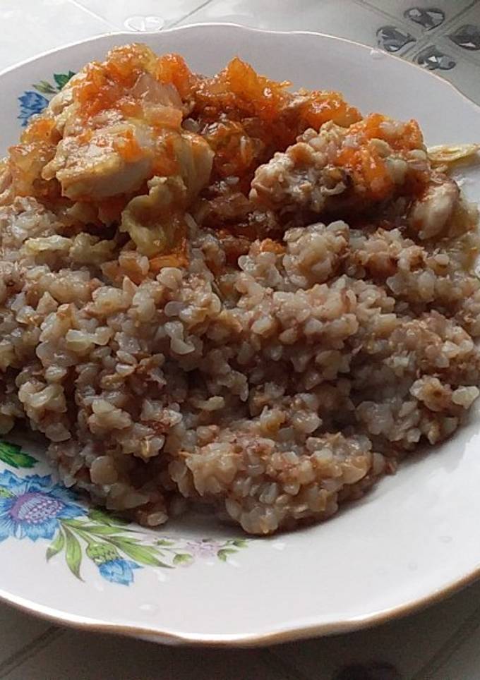 Каша гречана з курятиною