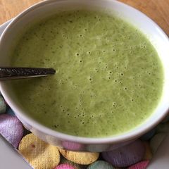 A picture of Cream of Minted Pea and Sprout Soup.