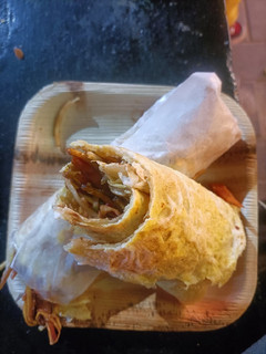 எக் வெஜிடபிள் ரோல்(egg veg roll recipe in tamil) செய்முறை முக்கிய புகைப்படம்