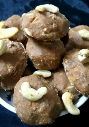 A picture of Multigrain Laddu.