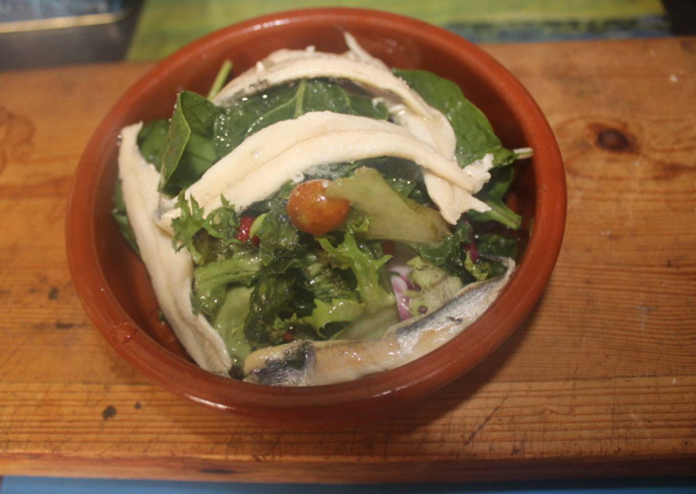 Ensalada de boquerones en vinagre