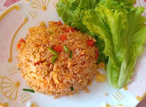 รูปของ ข้าวผัดไข่ใส่ซอสมะเขือเทศ