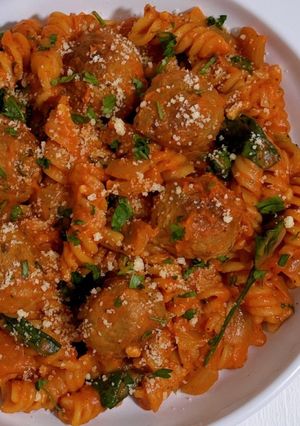 A picture of Fusilli with Plant-Based Meatballs in Creamy Tomato Sauce.