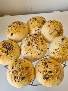 Foto principal de Panecillos tiernos con queso cremoso
