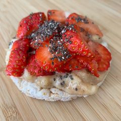 A picture of Strawberry Banana and Nut Butter snack.