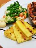 Salmon n' pineaple grill