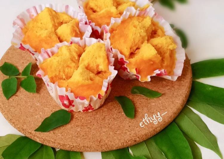 Bolu kukus mekar wortel