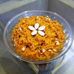 A picture of Khoya savaiyan.