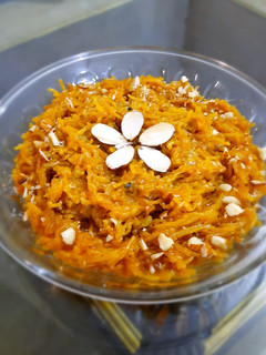 A picture of Khoya savaiyan.