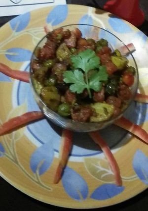 A picture of Gajar matar aloo.