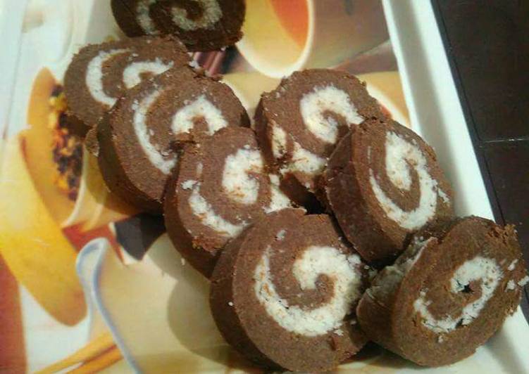 Recipe of Ultimate Parle G chocolate swiss roll