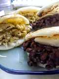 Arepas Domino y Reina Pepiada
