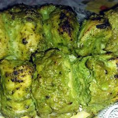 A picture of Hariyali murgh kebab.