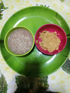 மட்ட அரிசி கஞ்சி சாதம், தேங்காய் துவையல் (Matta arisi kanji saatham recipe in tamil) செய்முறை முக்கிய புகைப்படம்