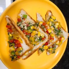 A picture of Corn Chilli Toast.
