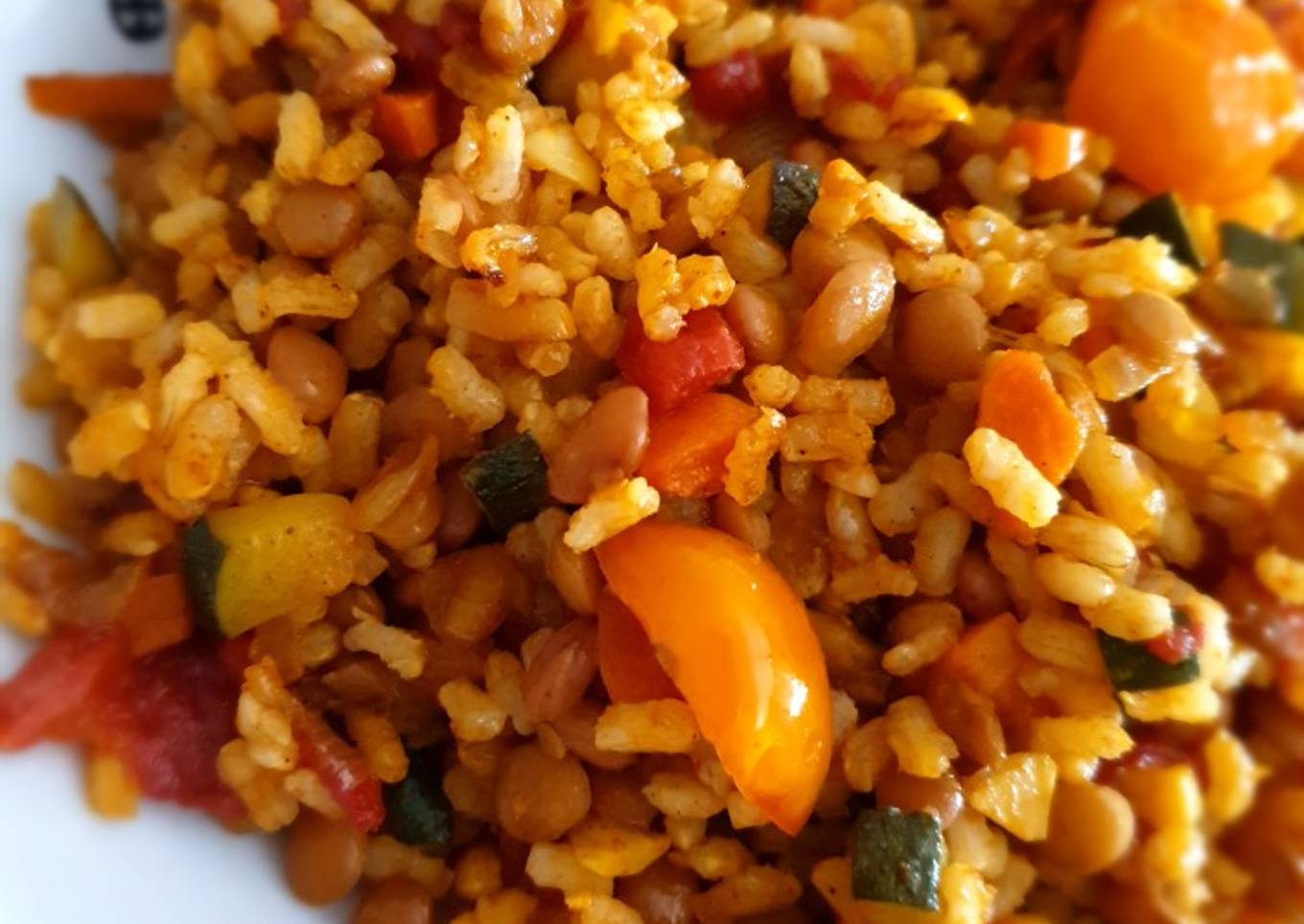 Salteado de pardinas, arroz y colores 🍚🍅🥒🧅🧄🥕
