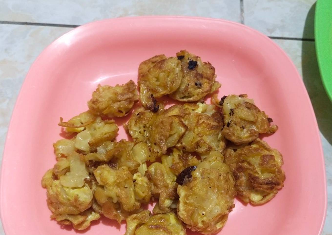Makroni Telor