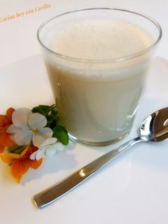 Una foto de Ponche de huevo