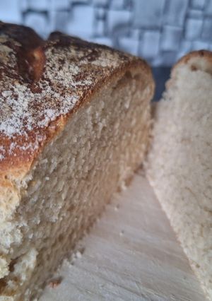 Kemencés kenyér egyszerűen recept fotója