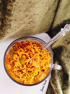 عکسی از دستور نودل با سس گوشت
