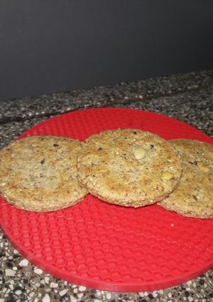 Una foto de Galletitas integrales con semillas (masa en Panetera)