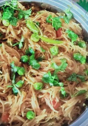 चावल और सवैया मिक्स पुलाव(Chawal aur savaiya mix pulao recipe in रेसिपी मुख्य फोटो