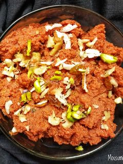 কালারফুল গাজর ও বীটের হালুয়া(colourful gajar o beet er halwa recipe in Bengali) রেসিপির প্রধান ছবি