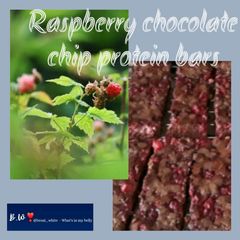 A picture of Raspberry chocolate chip protein bars.