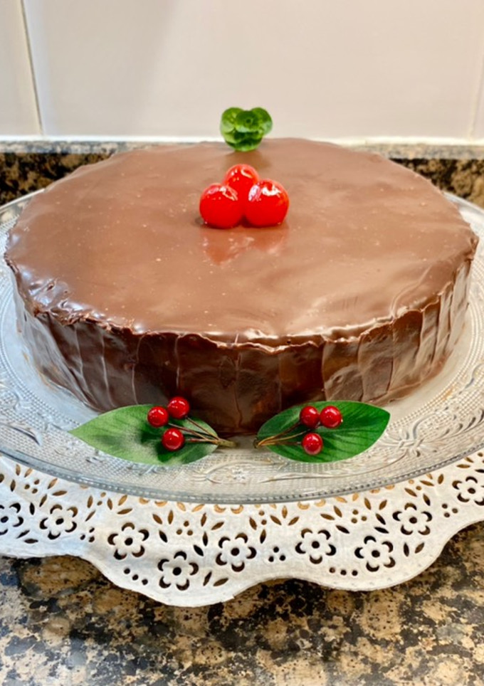 Una foto de Tarta de galletas, chocolate y dulce de leche