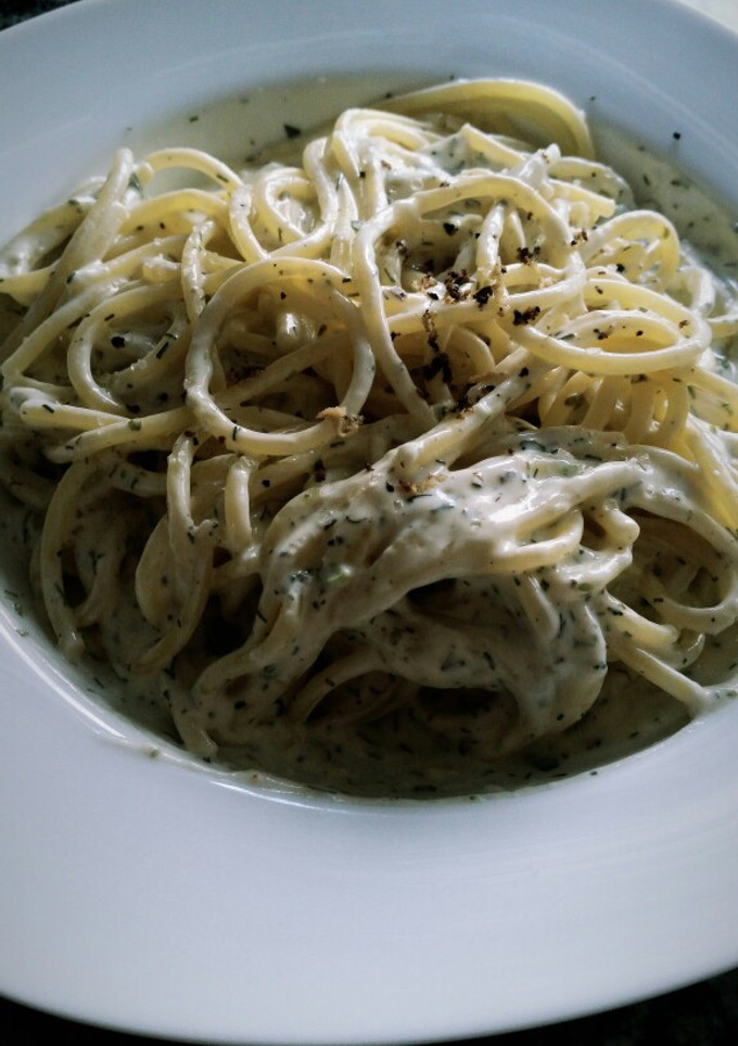 Una foto de Spaguettis a la trufa