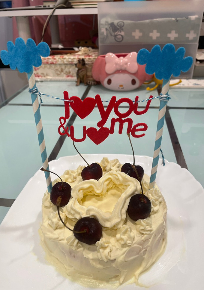 A picture of Whipped Cream Cake (Chiffon Base).