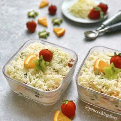 A picture of Fruit Salad.