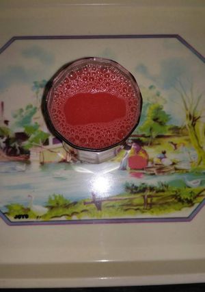 A picture of Water melon juice.