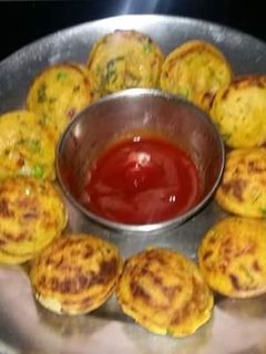 मसाला सूजी अप्पे (Masala suji appe recipe in hindi) रेसिपी मुख्य फोटो