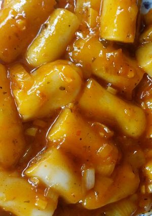 Foto resep tteokbokki saos bolognese