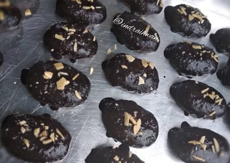 Kukis Salut Coklat Kopi (lumer dimulut)