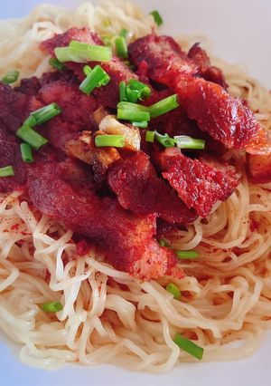 รูปของ บะหมี่หมูแดงแห้ง ฉบับเด็กหอๆๆๆ🥰